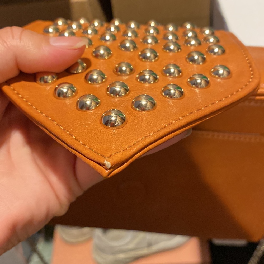 Clutch - Picture 4 of 6